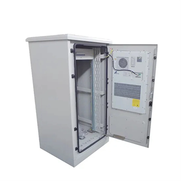 Short circuit in household wiring affects electrical distribution box