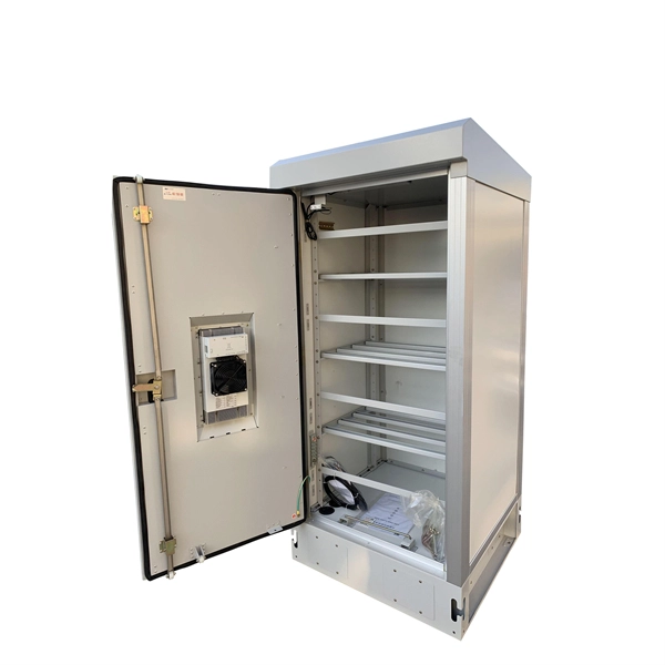 Grounding voltage requirements for distribution boxes